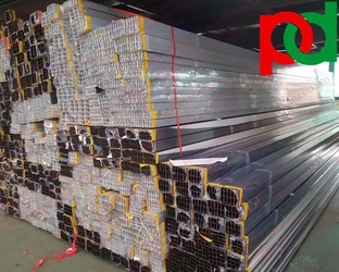 LA CHINE Foshan Pengdong Aluminum Co., Ltd.