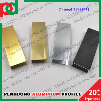 La fenêtre en aluminium profile la couleur argentée brillante adaptée aux besoins du client par U d'or