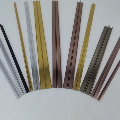 Les profils en aluminium polissant la tuile affilante décorative équilibrent la couleur populaire d'argent et d'or