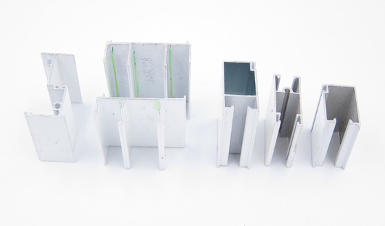 Profils en aluminium de la fenêtre de glissement de l'Equateur d'extrusion de profils 4
