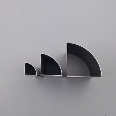 Profil en aluminium enduit faisant le coin arrondi 25x25 de place de poudre en aluminium de tuyauterie