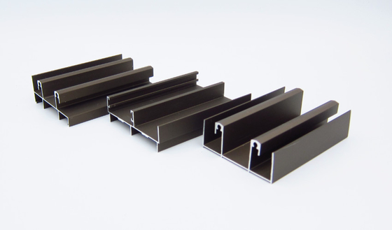 Profils en aluminium vers le Chili et la Bolivie Linea 25