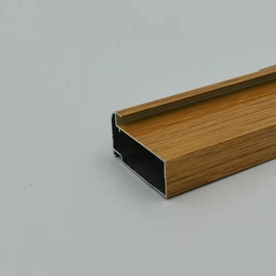 le bois de profil de 5.8M Aluminium Kitchen Cabinet a enduit l'épaisseur de 1.4mm