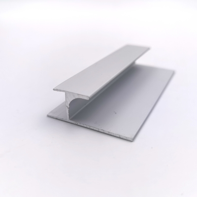 Les profils en aluminium T forment des poignées pour le buffet approprié aux panneaux de 15MM