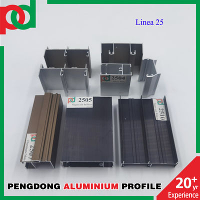 Bon prix La poudre a enduit les profils en aluminium de la longueur T5 de 5,8 mètres pour Windows et des portes en ligne
