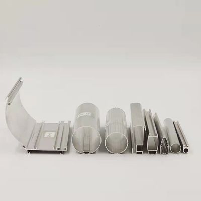 Bon prix Le fond de tube de ressort de rail de profils de voie de rideau en épaisseur 1.4mm 2.0mm en ligne