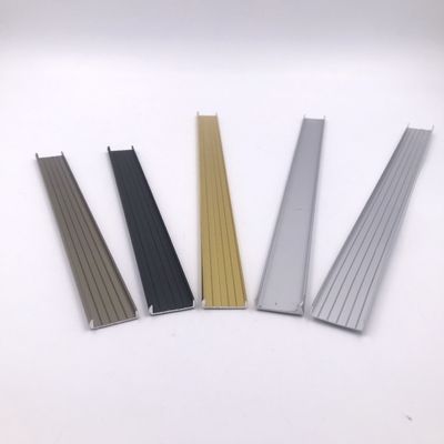 Bon prix U forment les profils en aluminium d'équilibre de bord pour la décoration de plancher de Cabinet en ligne